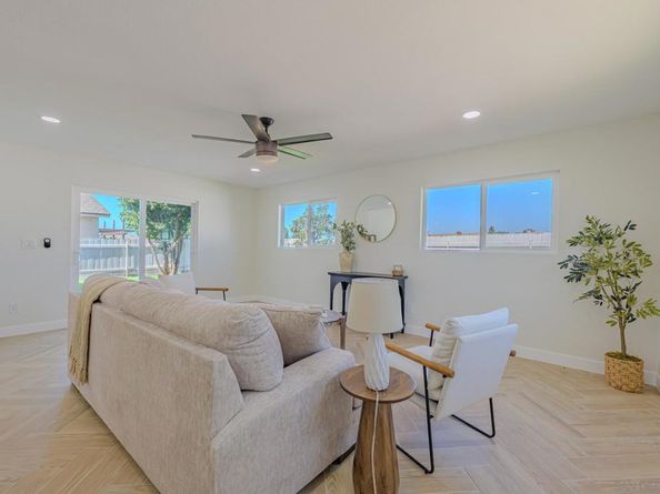 10805 Eberly Ct, San Diego CA 92126