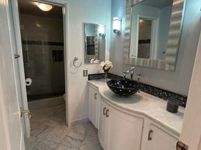 2410 Albatross St 9, San Diego CA 92101
