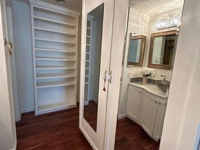 2410 Albatross St 9, San Diego CA 92101