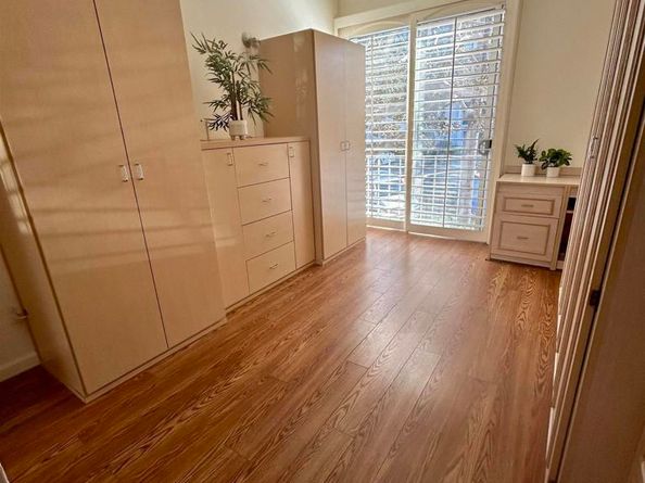 2410 Albatross St 9, San Diego CA 92101
