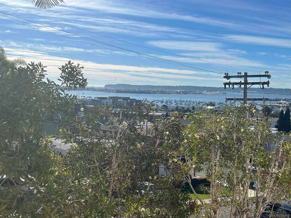 2410 Albatross St 9, San Diego CA 92101