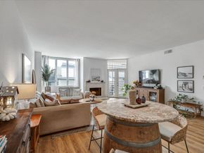 4018 Nobel Dr 204, San Diego CA 92122