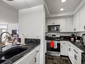 4018 Nobel Dr 204, San Diego CA 92122