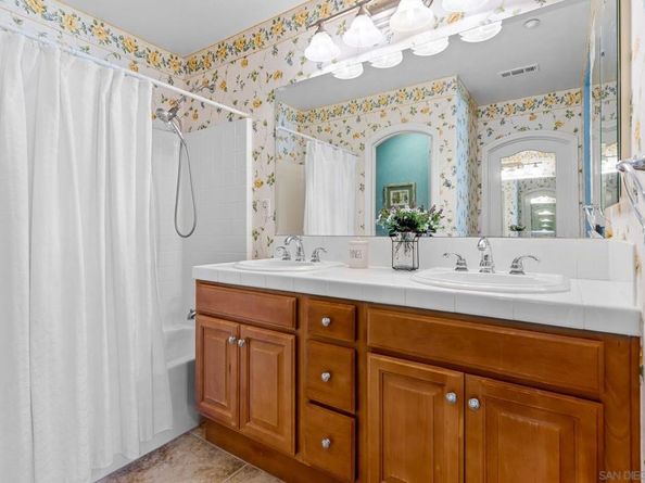 10482 Hollingsworth Way 187, San Diego CA 92127