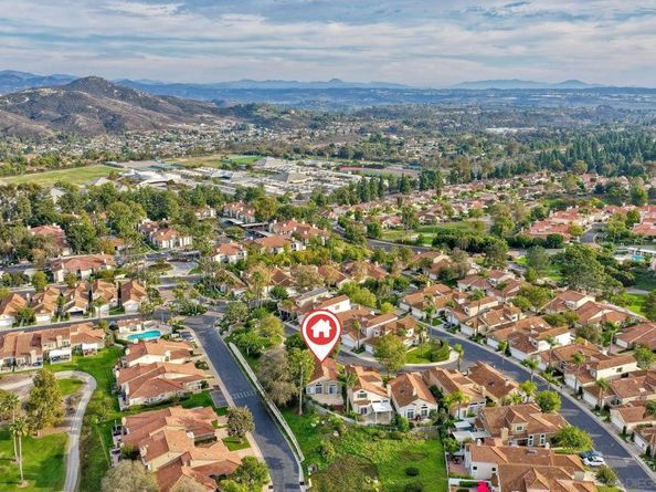 15638 Royal Crown Row, San Diego CA 92128