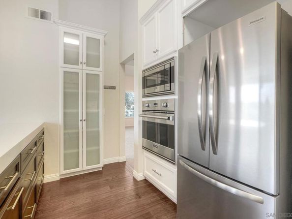 15638 Royal Crown Row, San Diego CA 92128