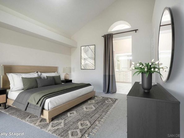 15638 Royal Crown Row, San Diego CA 92128