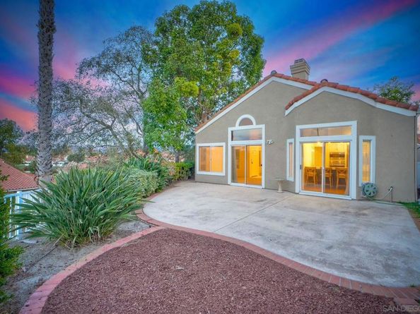 15638 Royal Crown Row, San Diego CA 92128
