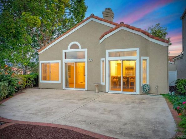15638 Royal Crown Row, San Diego CA 92128