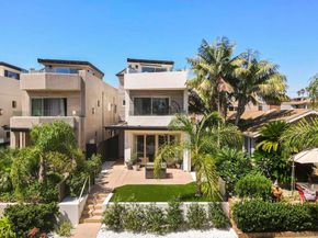 1122 Oliver Ave, San Diego CA 92109