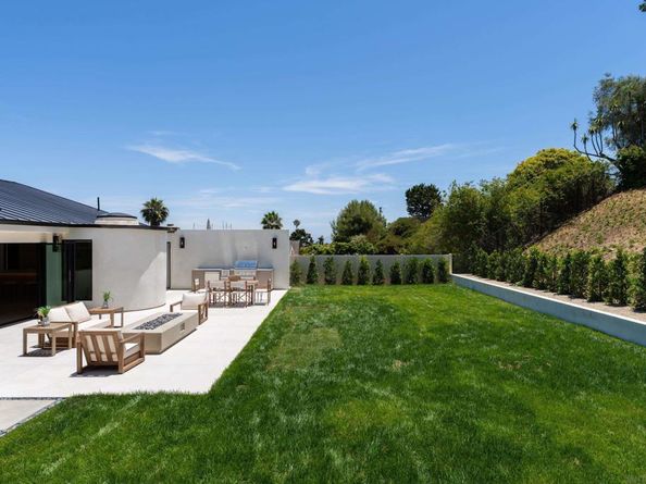 5826 Soledad Mountain Rd, La Jolla CA 92037