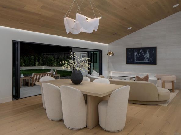 5826 Soledad Mountain Rd, La Jolla CA 92037