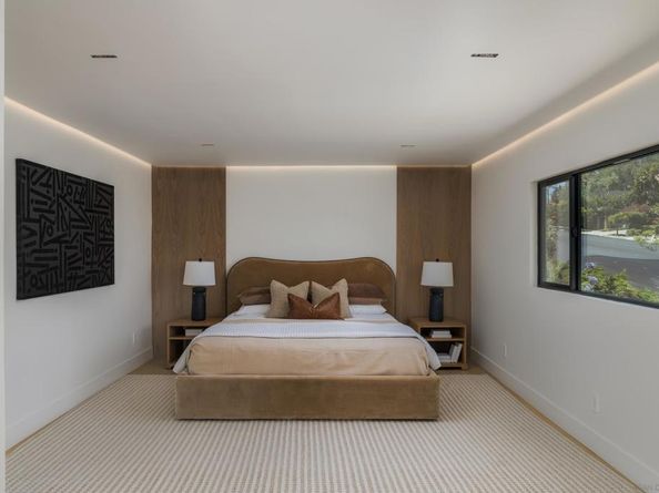 5826 Soledad Mountain Rd, La Jolla CA 92037