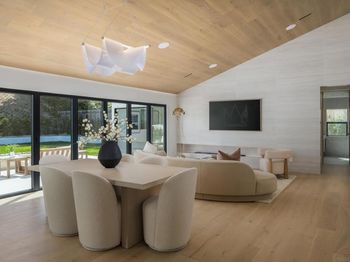 5826 Soledad Mountain Rd