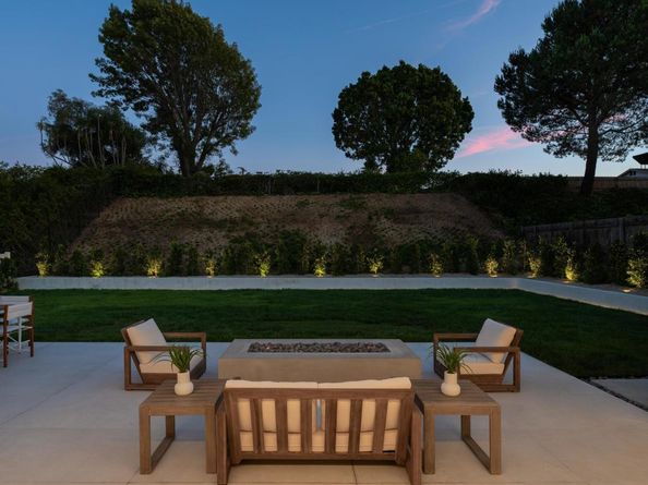 5826 Soledad Mountain Rd, La Jolla CA 92037