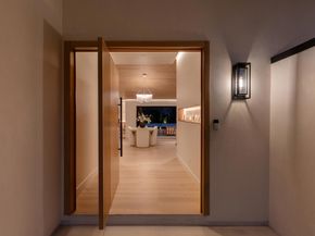 5826 Soledad Mountain Rd, La Jolla CA 92037