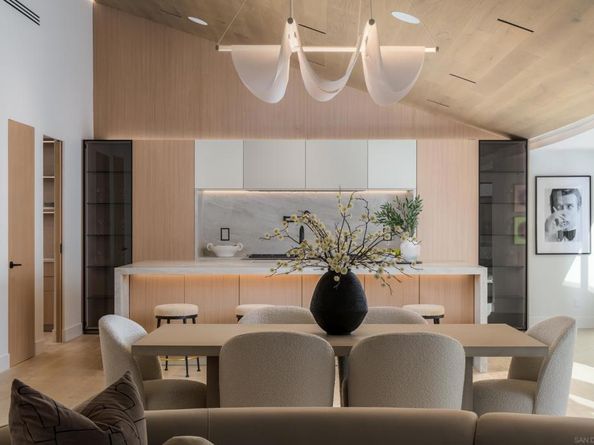 5826 Soledad Mountain Rd, La Jolla CA 92037