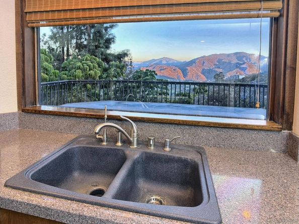 1077 Vista Madera Lane, El Cajon CA 92019