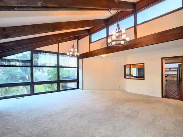 1077 Vista Madera Lane, El Cajon CA 92019