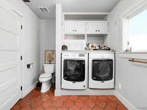 2130 32 B St, San Diego CA 92102