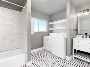 2130 32 B St, San Diego CA 92102