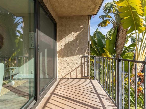 1913 Alga Rd A, Carlsbad CA 92009