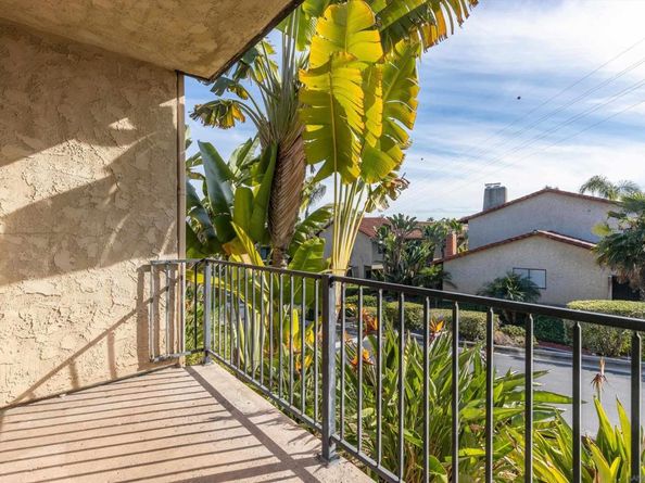 1913 Alga Rd A, Carlsbad CA 92009