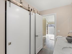 1913 Alga Rd A, Carlsbad CA 92009