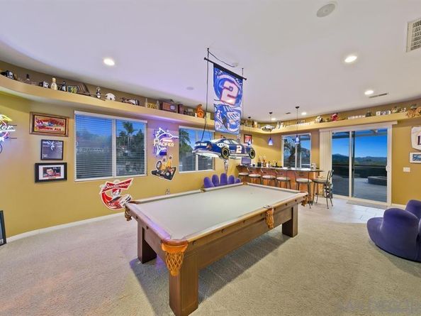 836 Camelot Pkwy, El Cajon CA 92019