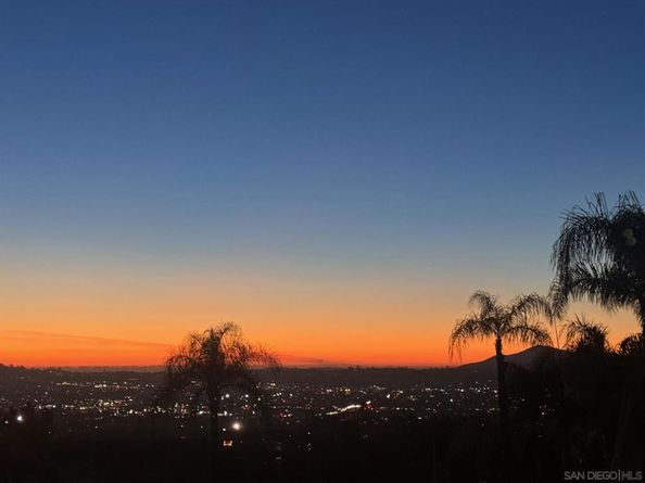 836 Camelot Pkwy, El Cajon CA 92019