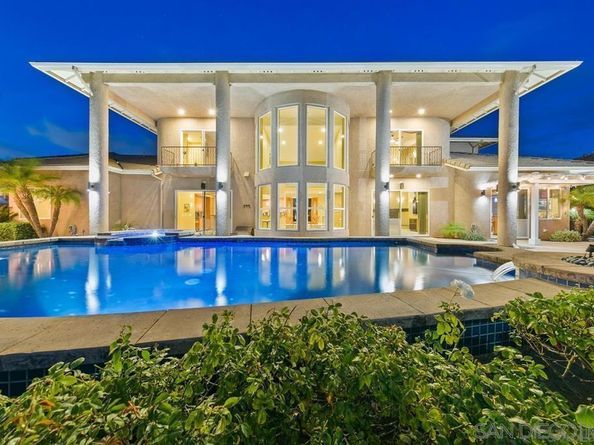 836 Camelot Pkwy, El Cajon CA 92019