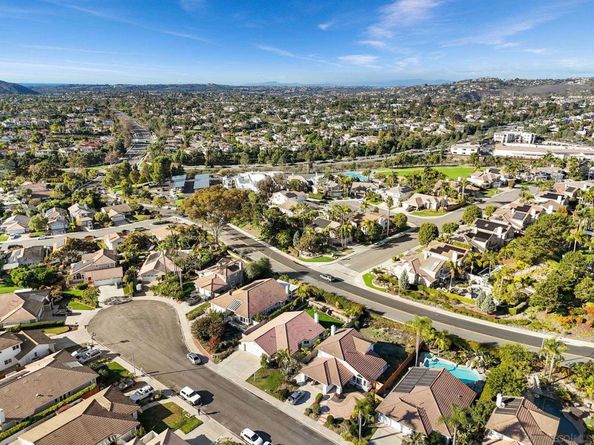 3356 Corte Tiburon, Carlsbad CA 92009