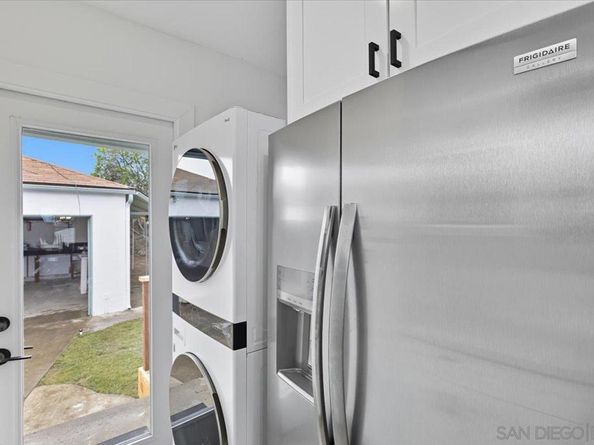 4352 Athens St, San Diego CA 92115