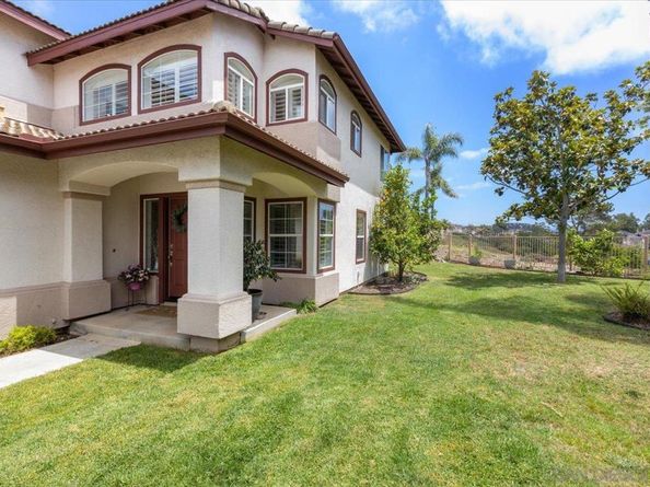2090 Grand View Glen, Escondido CA 92026