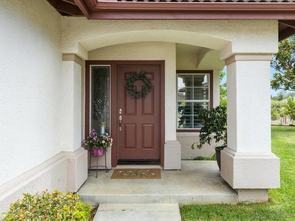 2090 Grand View Glen, Escondido CA 92026