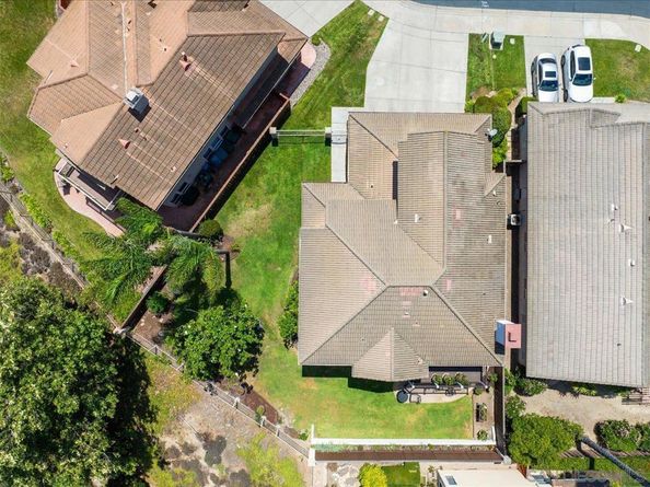 2090 Grand View Glen, Escondido CA 92026