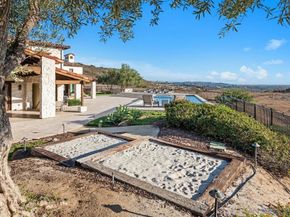 8069 Entrada De Luz E, San Diego CA 92127