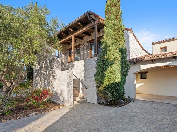 8069 Entrada De Luz E, San Diego CA 92127