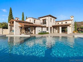 8069 Entrada De Luz E, San Diego CA 92127