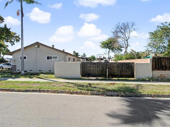 8766 Kelso St, Spring Valley CA 91977