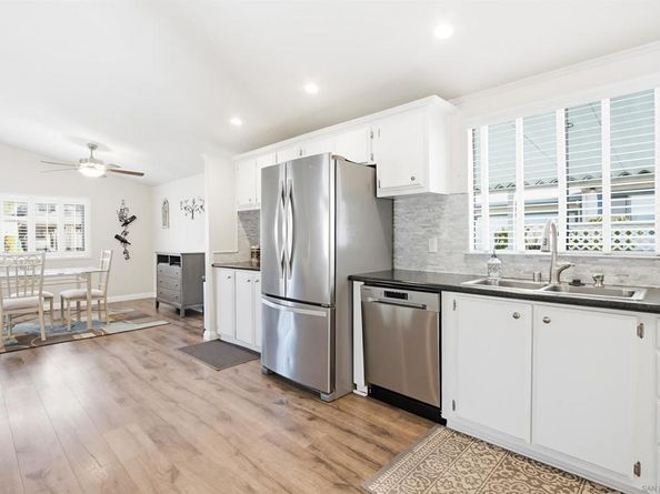 1723 Kiwi Gln, Escondido CA 92026