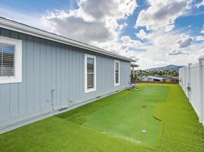 1723 Kiwi Gln, Escondido CA 92026