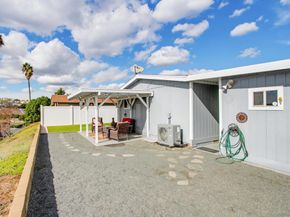 1723 Kiwi Gln, Escondido CA 92026