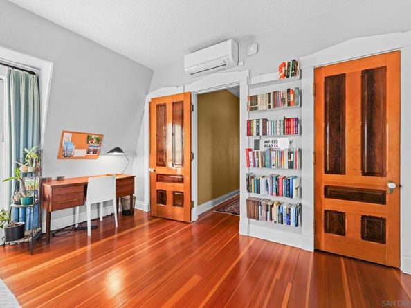 1930 30Th St, San Diego CA 92102