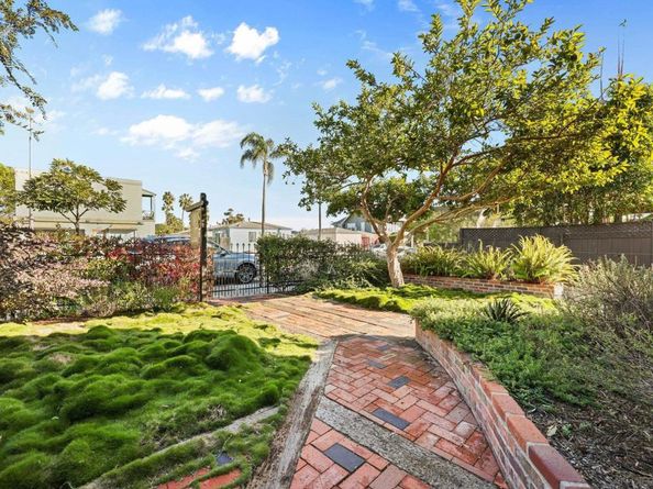 1930 30Th St, San Diego CA 92102