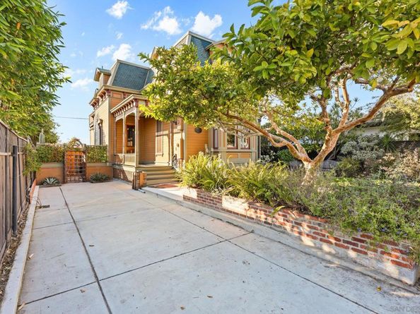 1930 30Th St, San Diego CA 92102