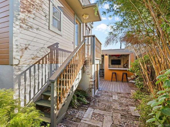 1930 30Th St, San Diego CA 92102