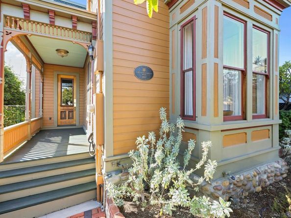 1930 30Th St, San Diego CA 92102