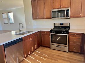 415 Mission Villas Rd, San Marcos CA 92069