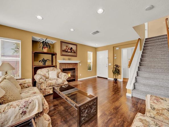 508 Dakota Way, Oceanside CA 92056